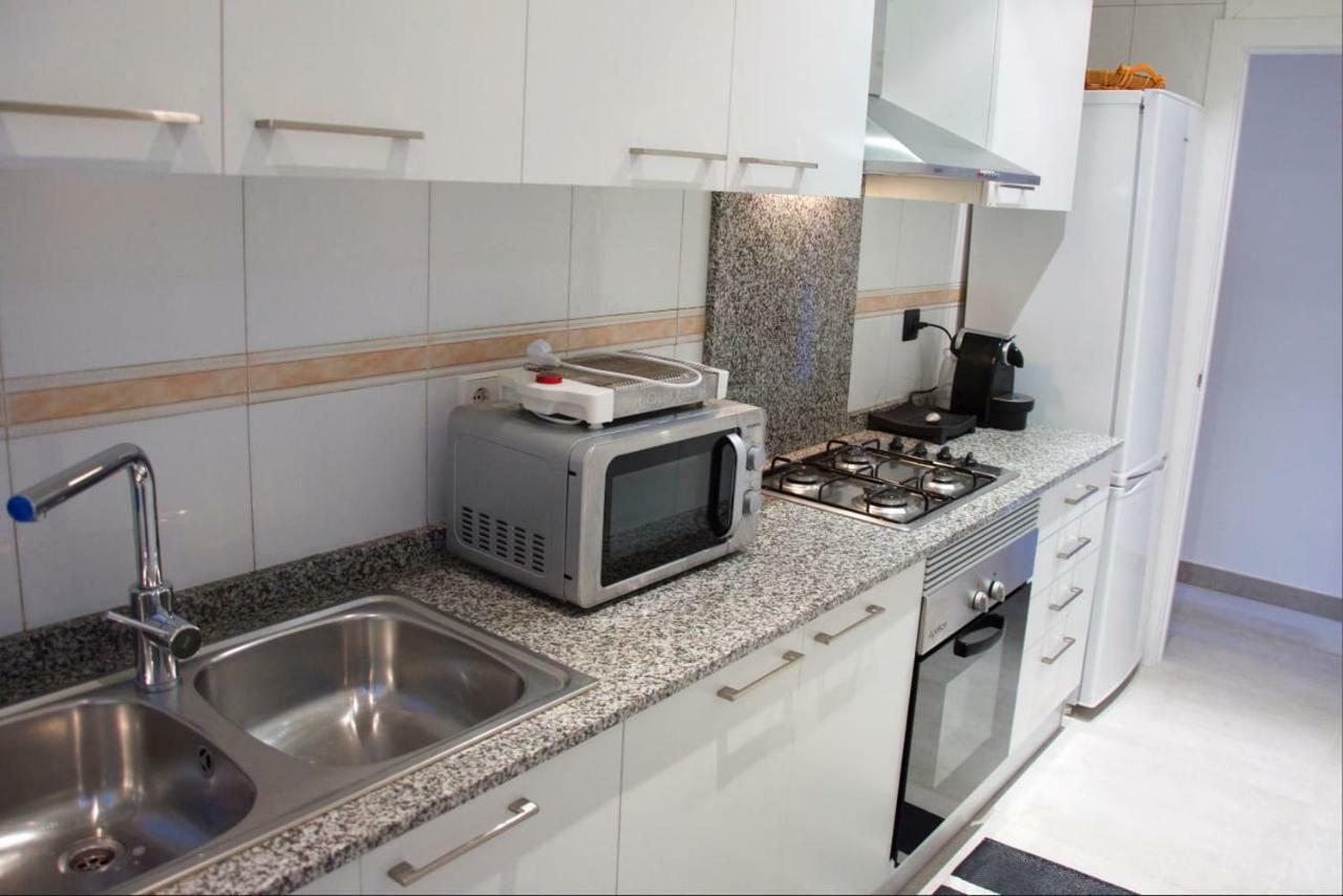 Apartment Sagrera Barcelona Zewnętrze zdjęcie